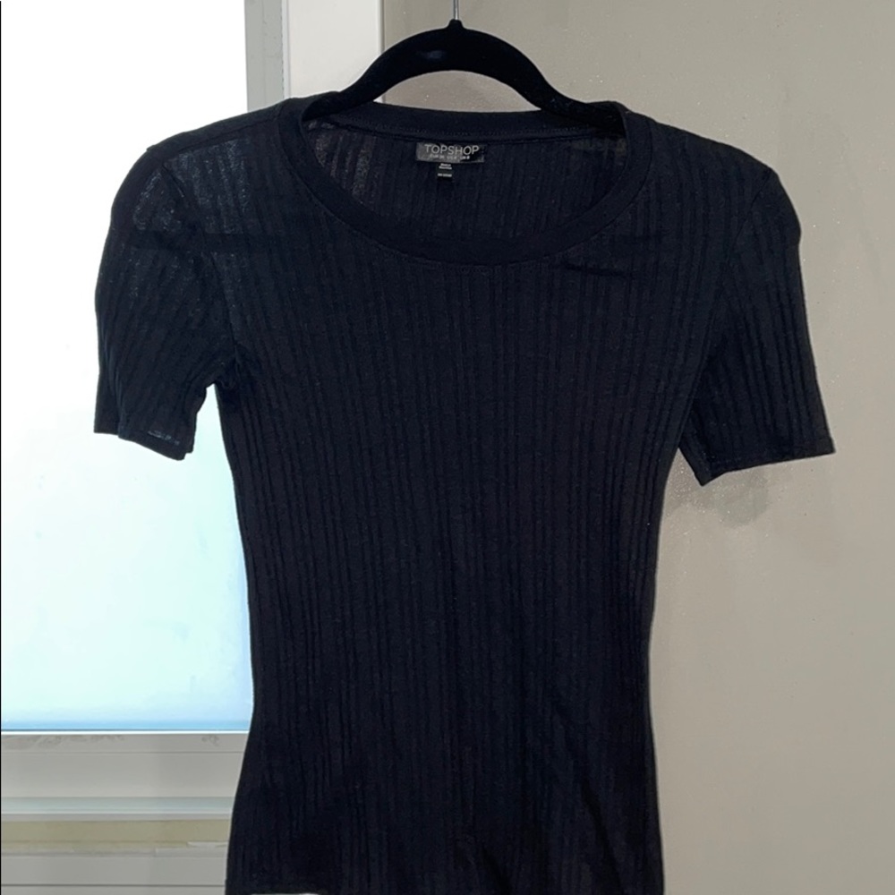 Black tee